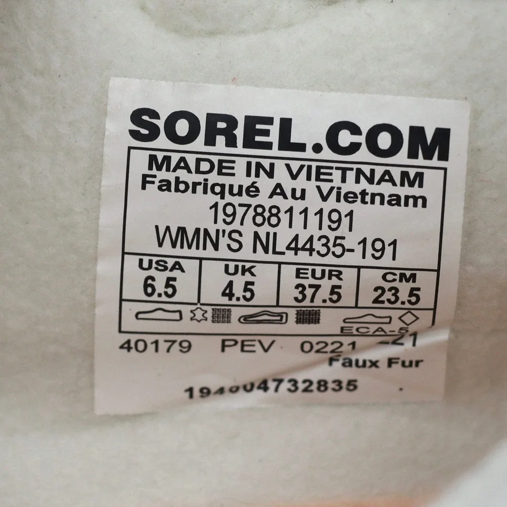 Sorel Out N About III Conquest Women 6.5 Grey Waterproof Suede Hiking Rain Boot